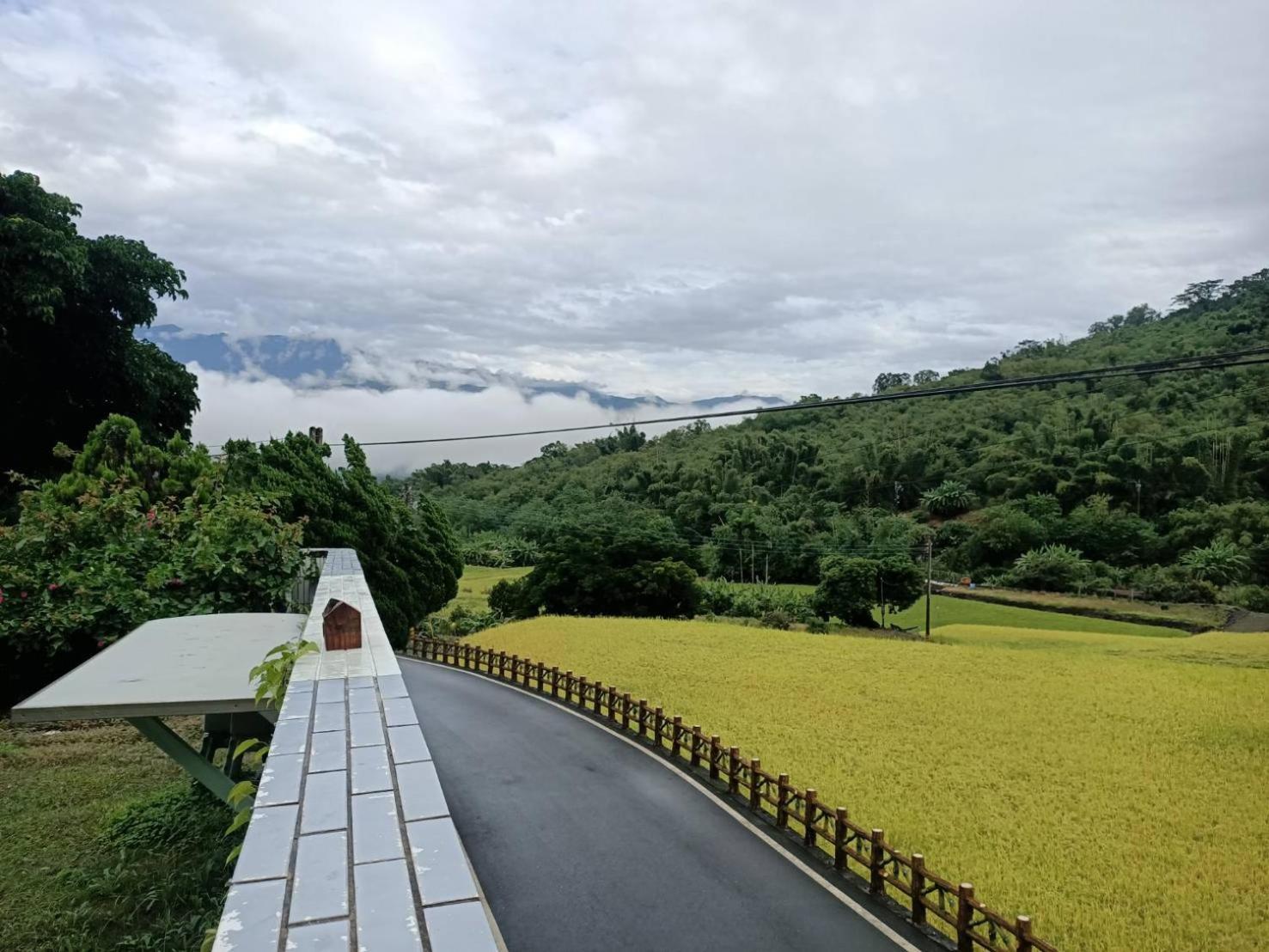十畝田山莊會館 Hotel ฉีซ่าง ภายนอก รูปภาพ