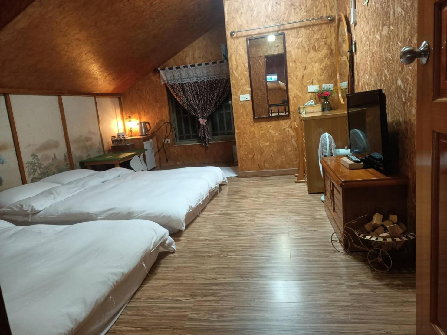 十畝田山莊會館 Hotel ฉีซ่าง ภายนอก รูปภาพ